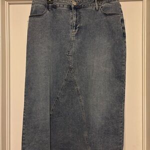 LAURA Women's Blue Denim Skirt 16 NWT